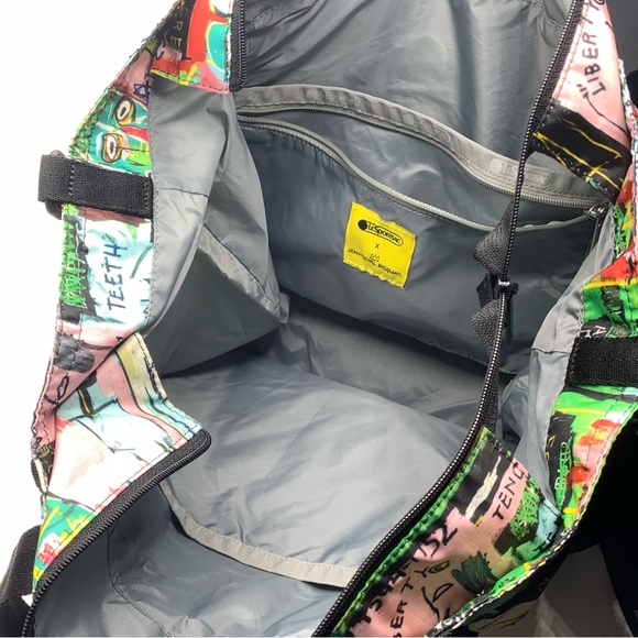 Rare LeSportsac x Basquiat Soft Collapsible Liberty Tote Like New - Picture 14 of 14